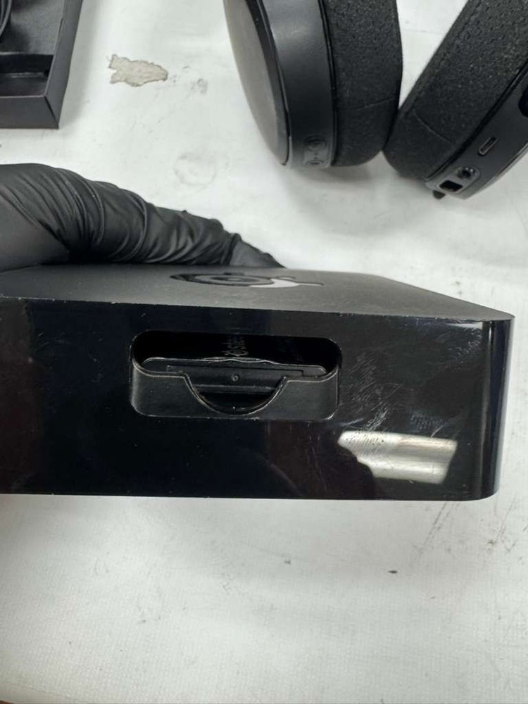 SteelSeries Arctis Pro Wireless Gaming Headset Wireless+Bluetooth for PS4 and PC