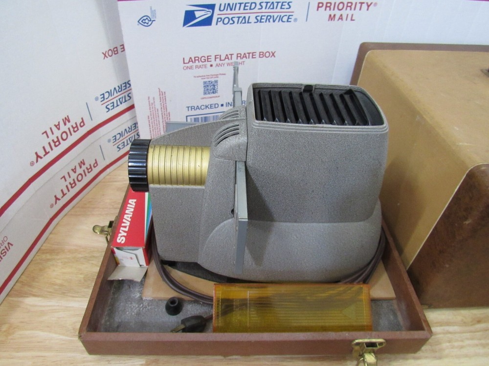 Vtg TDC Selectron Semimatic Streamliner 500 Slide Projector With Case [read]