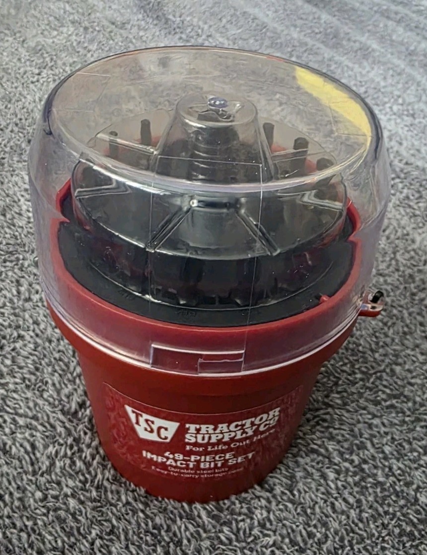 Tractor Supply mini bucket/w 49 impact bit set