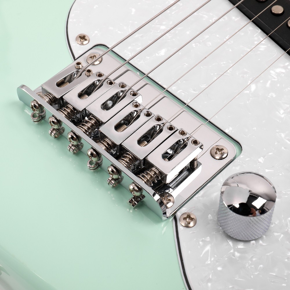 6 String Mini Electric Guitar Kit with 5W Amplifier Bag Strings Strap Plectrum