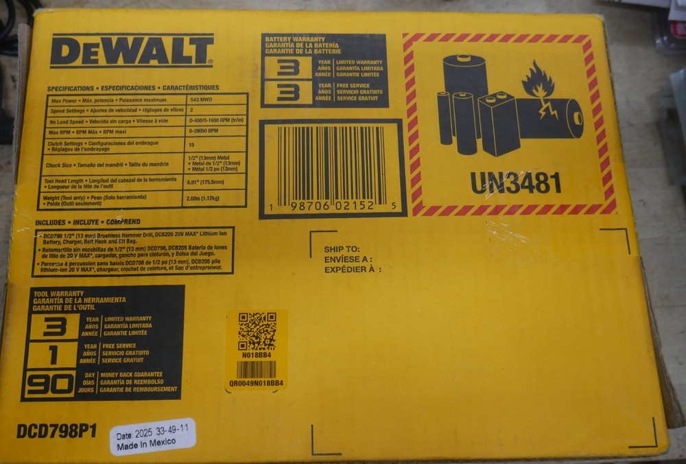 DEWALT DCD798P1 Brushless Hammer Drill Kit NEW
