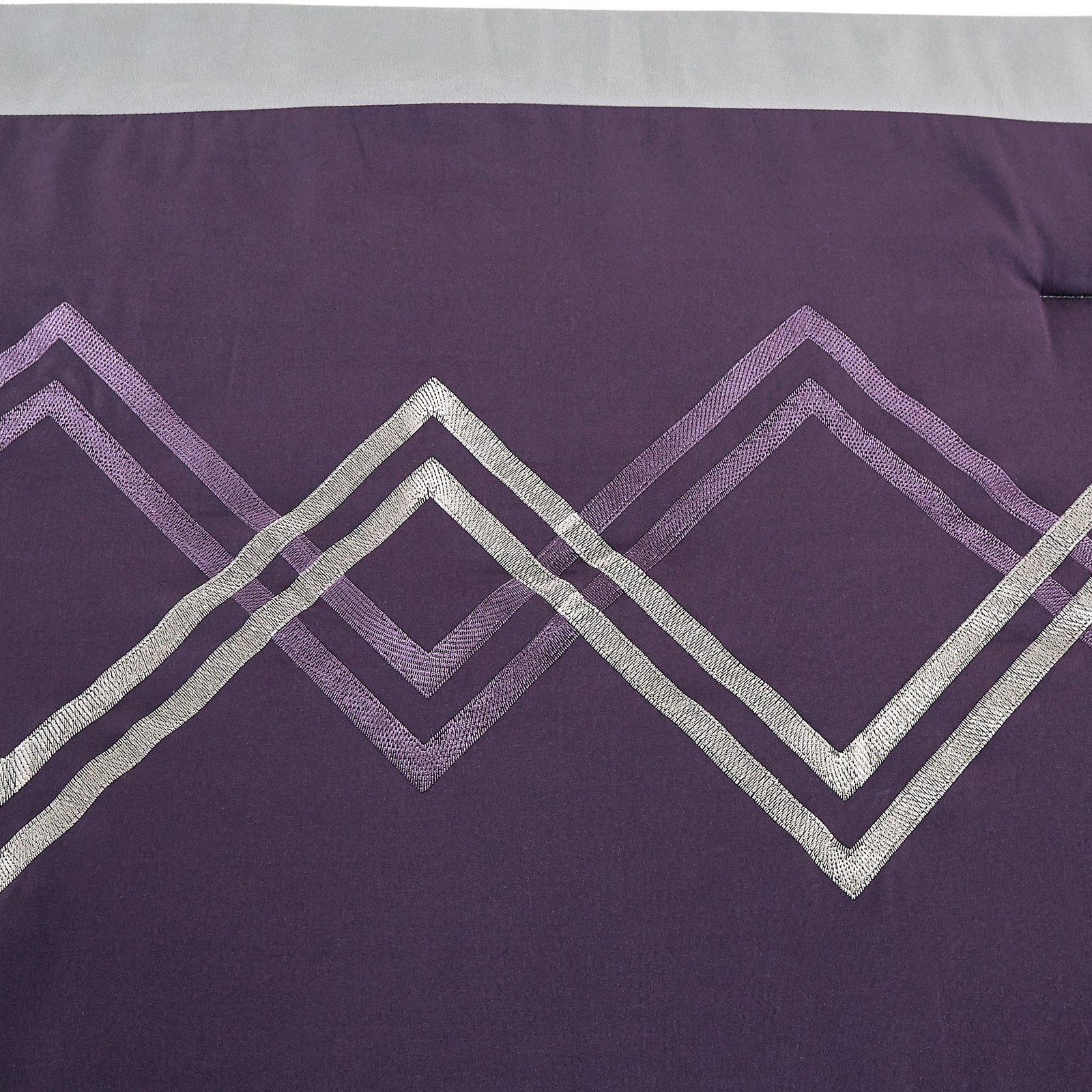 Chezmoi Collection 7-Piece Bed in a Bag Zigzag Embroidery Striped Comforter Set