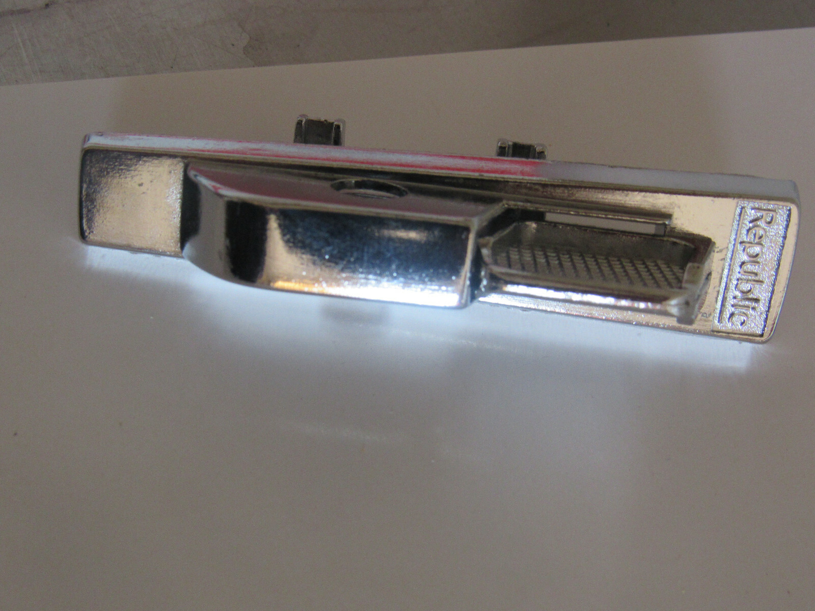 Republic Berger 12 Locker Handle 1965-Current RH Right Hand #2020 Housing & Lift