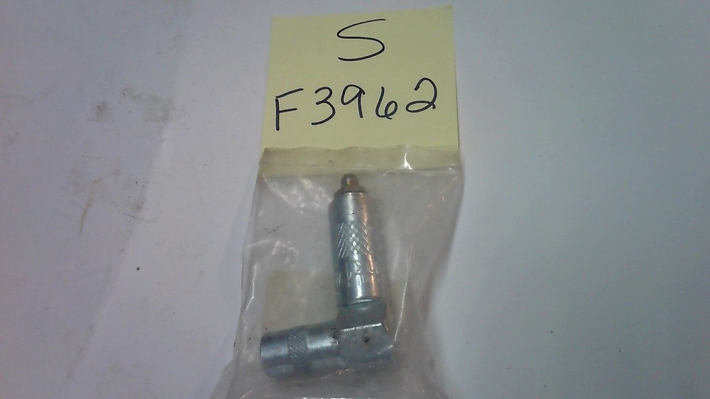 4ZT27 RIGHT ANGLE GREASE COUPLER