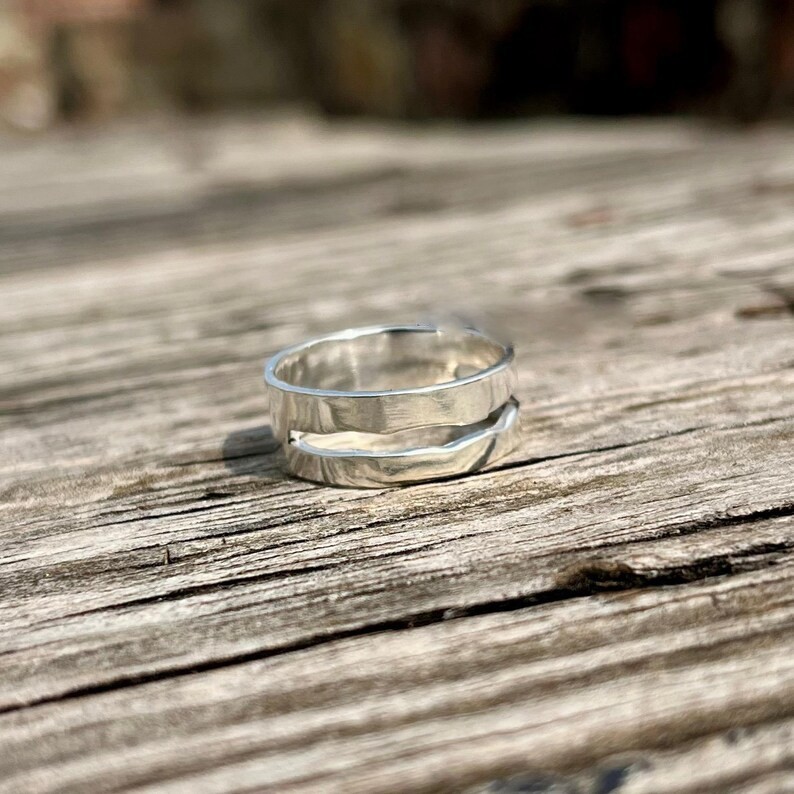 Solid 925Sterling Silver Cut-Out Wave Design Modern Geometric Band Handmade Ring