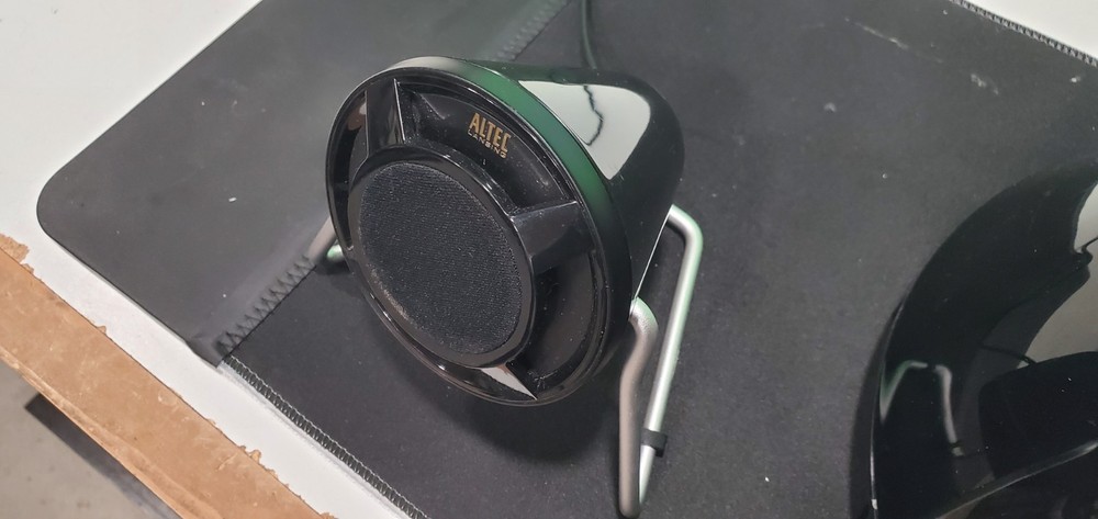 Altec Lansing FX3021 Expressionist Plus 2.1 Computer Speakers Black