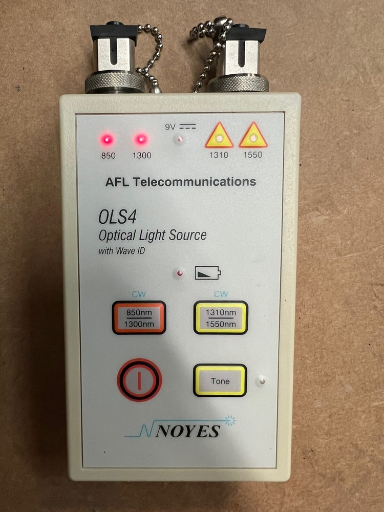 Noyes OPM4-4C Optical Power Meter w/ OLS4 Optical Light Source