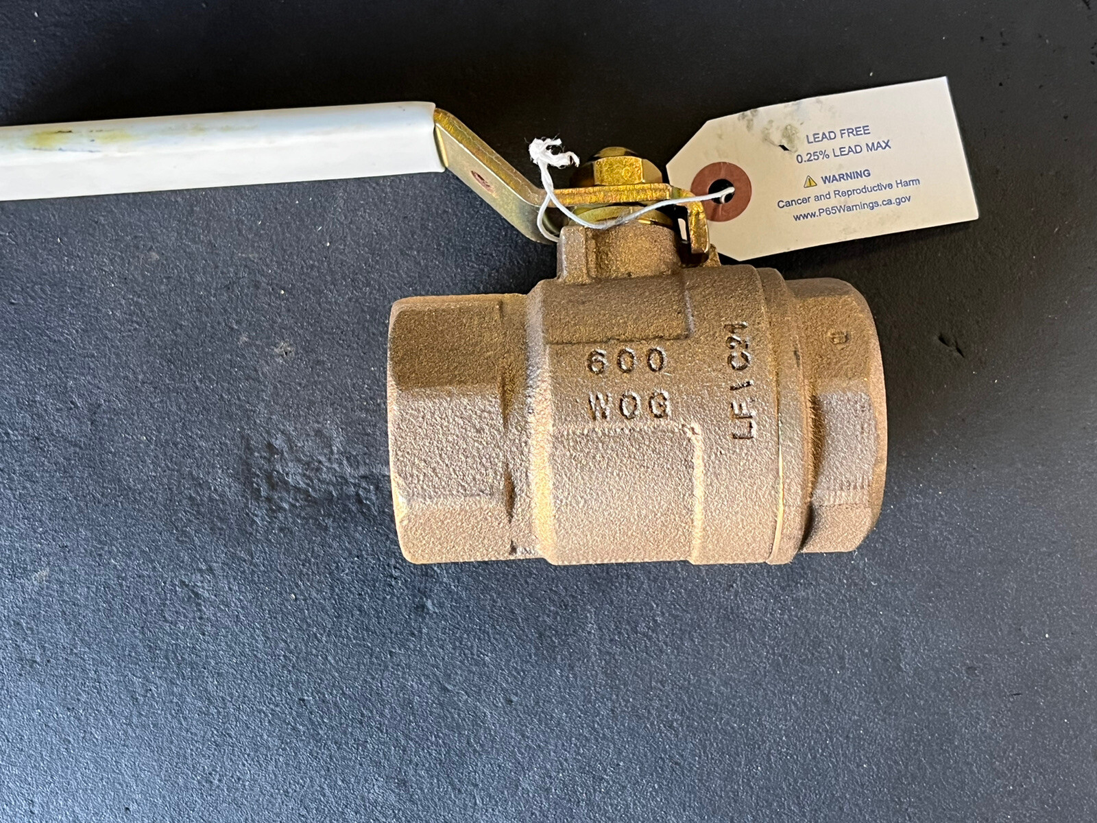 1-1/2" FNPT Lead-Free Bronze Std. Port Ball Valve 150 WSP 600 WOG, MADE IN USA