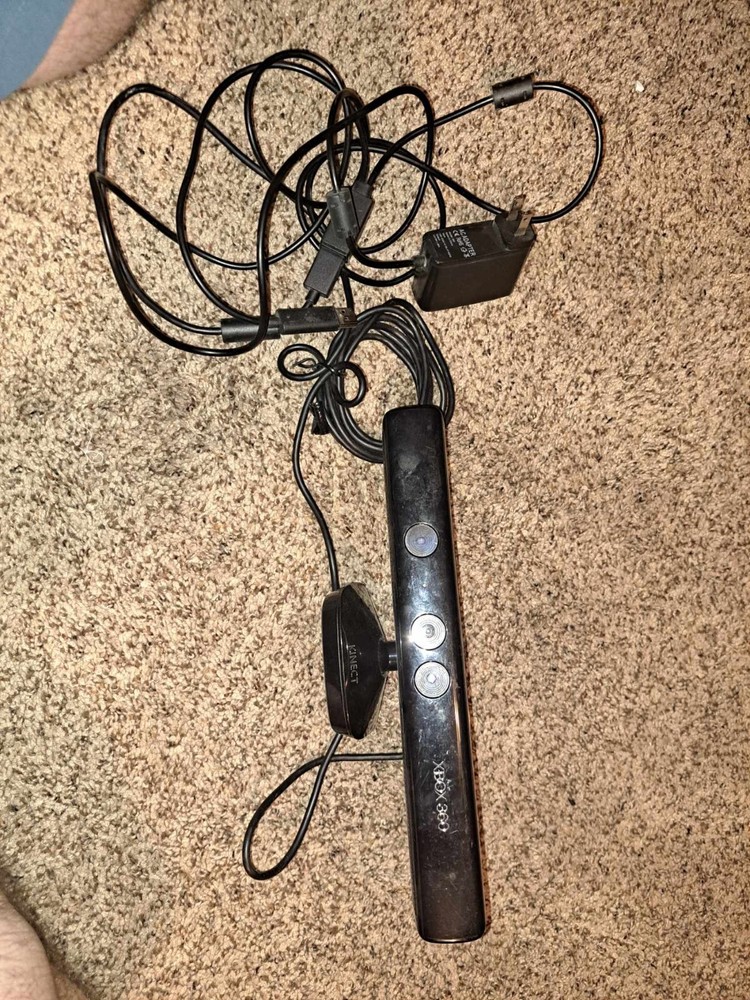 Xbox kinect sensor bar with extension cord