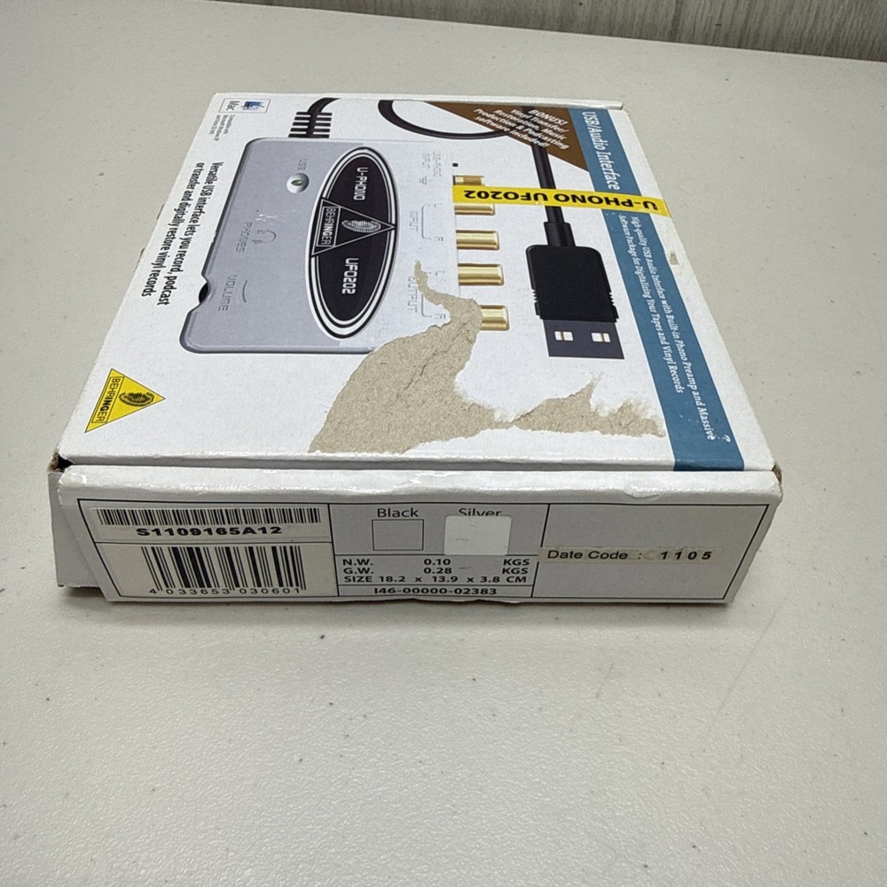 Behringer U-Phono UFO202 USB Audio Interface w/ Phono Preamp