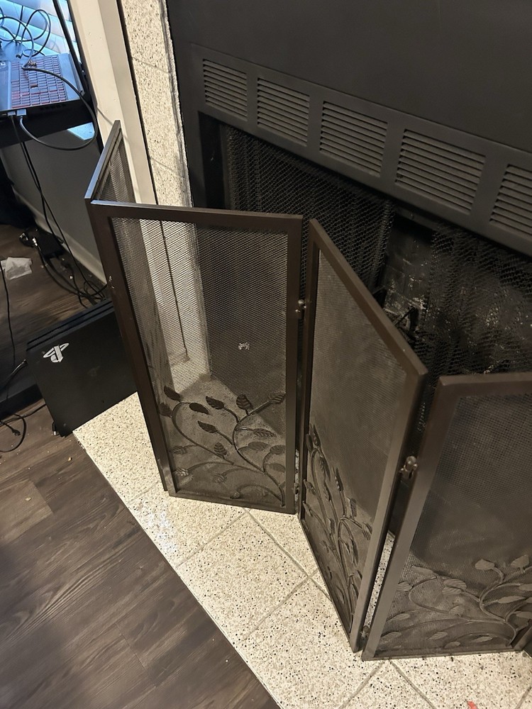 Black Metal Fireplace Screen/Gate