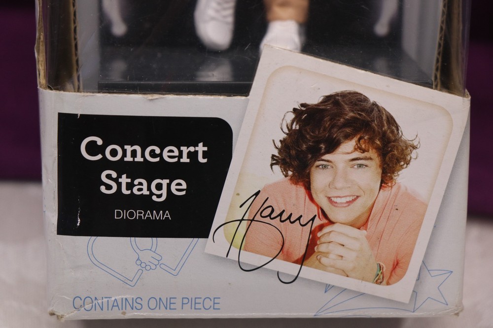 One Direction 2012 Concert Stage Diorama Harry Styles