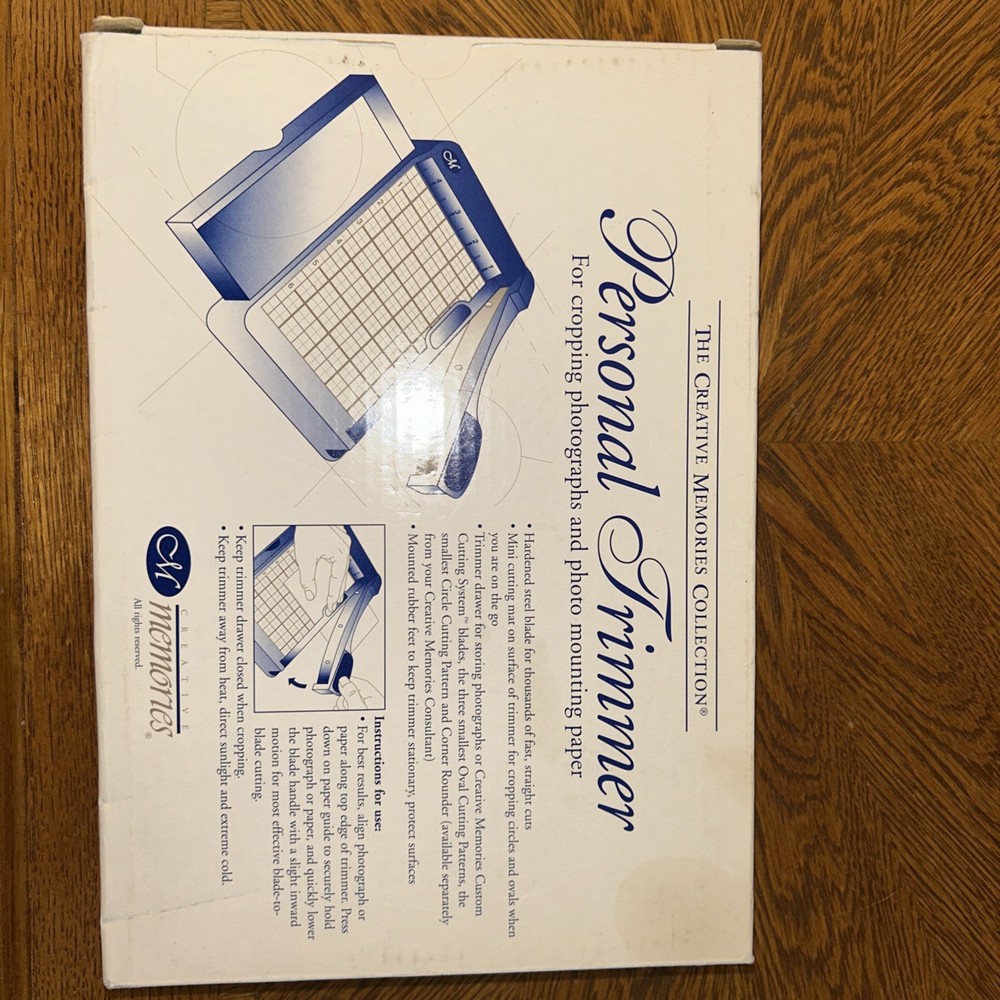 Creative Memories Collection Personal Trimmer Includes Simple Scrapbook Magazine