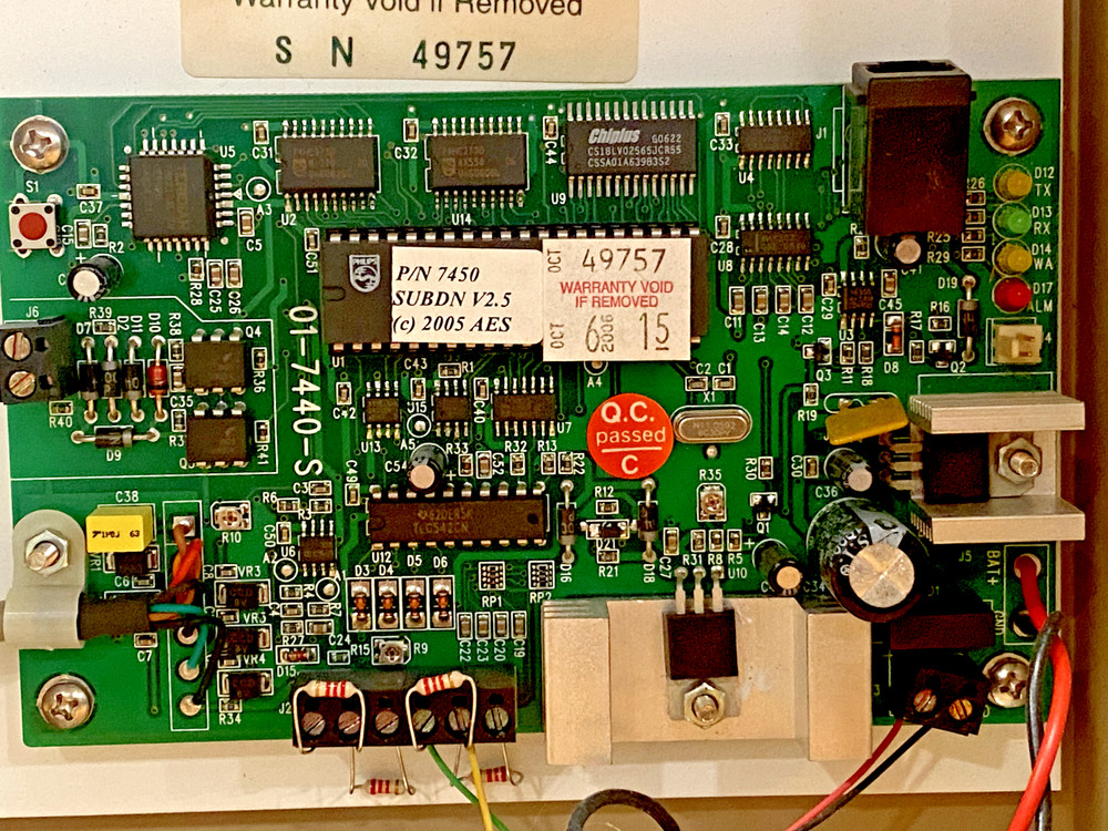 AES 7450 IntelliNet Burglary Subscriber Supervised Communicator