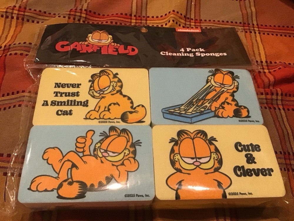 Garfield 4 Pack Cleaning Sponges -new