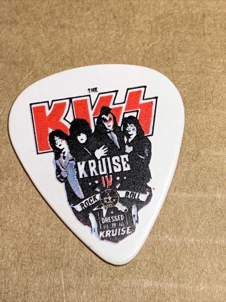 Vintage KISS 2014 Kruise IV Tour Guitar Pick,GENE SIMMONS Guitar Pick KISS Pick