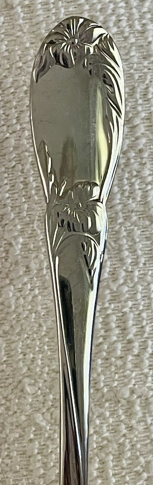 Reed & Barton LA BELLA STAINLESS Pierced Macaroni Server Spoon 9 7/8"