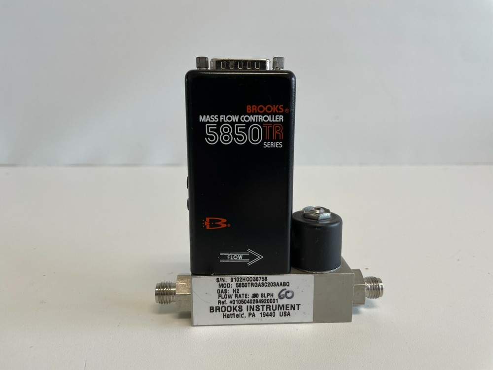 U2:  Brooks 5850TR Mass Flow Controller 5850 TR Series