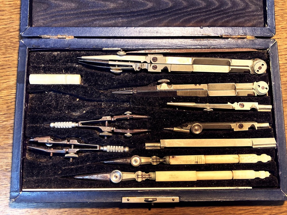 Vintage KENT UCD Drafting Instrument Set Compass Divider Ruling Pen Japan