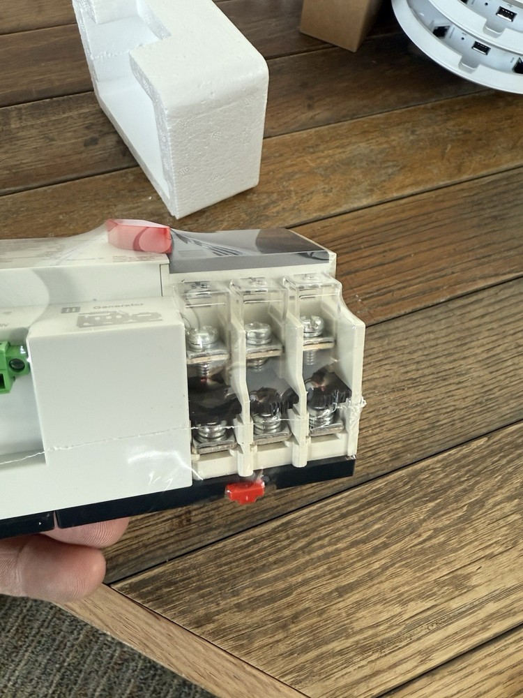 Geya W2R Double Power Automatic Transfer Switch 3P 63A 110v