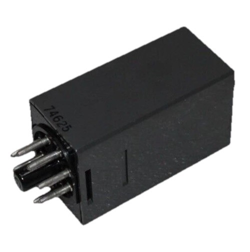 IDEC GT5P-N TIMER RELAY 200-240VAC