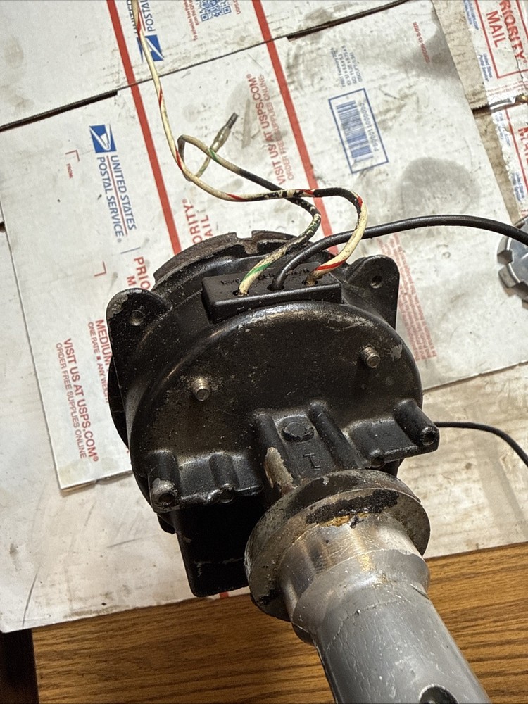 mercruiser V8 thunderbolt distributor 805185-C1