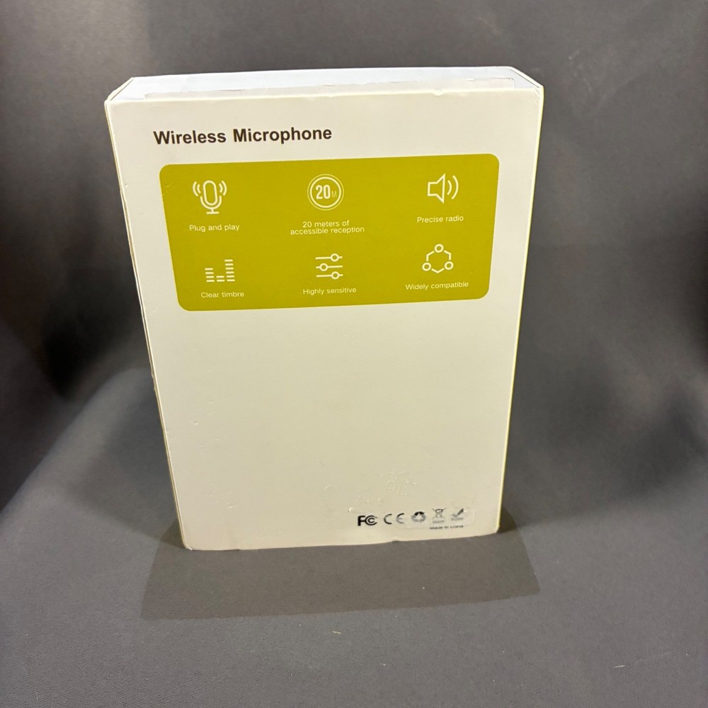 Wireless Lavalier Microphone for iPhone Android Vlogging Interview Recording