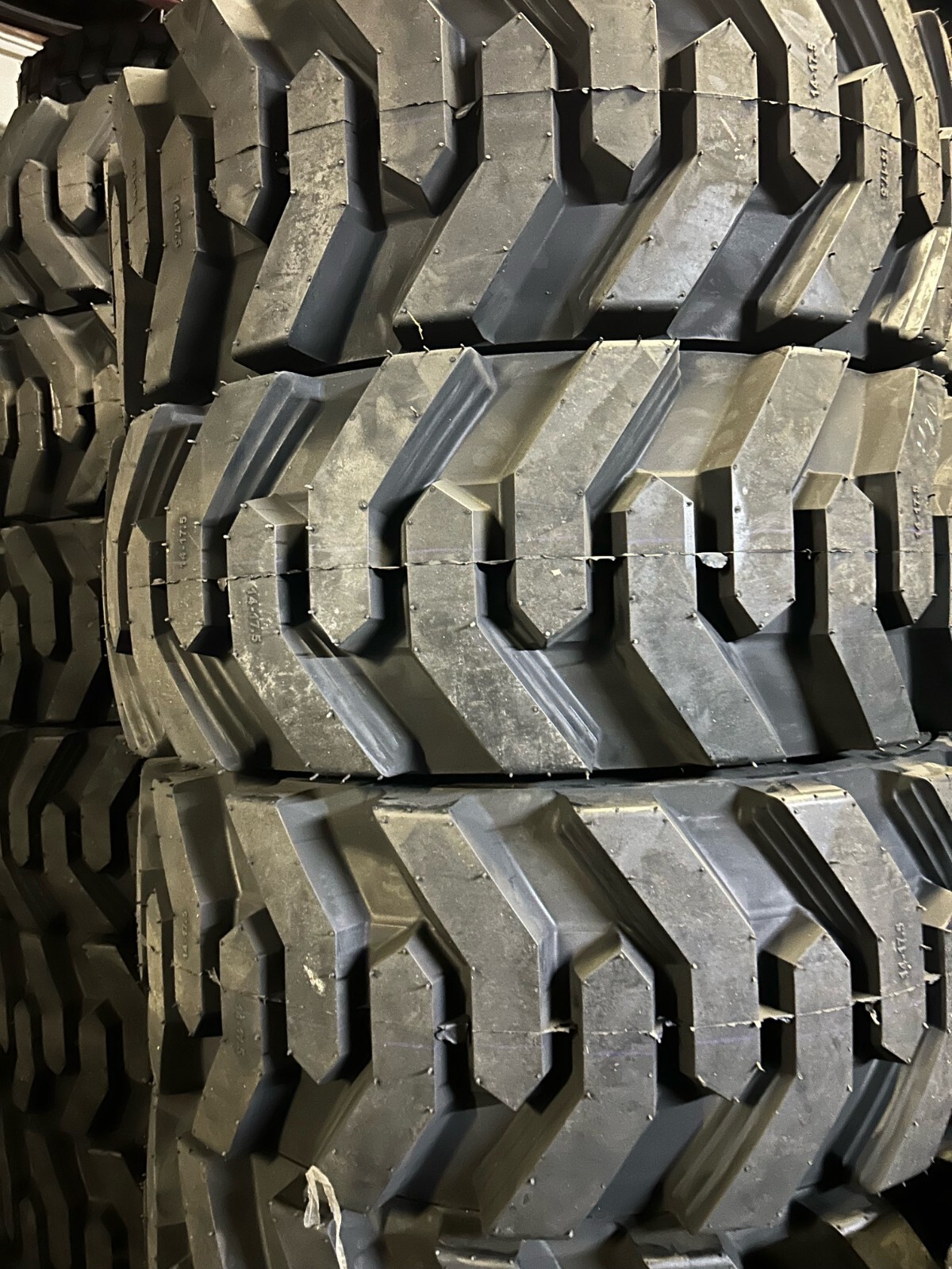 (1-Tire) 14X17.5 14 PLY ROAD CREW SKS DEEP SKID STEER TIRES 14-17.5 14175