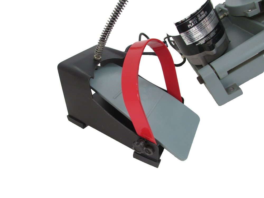 DELTA PLATE JOINER MODEL 32-100, BENCH TOP BISCUIT JOINTER