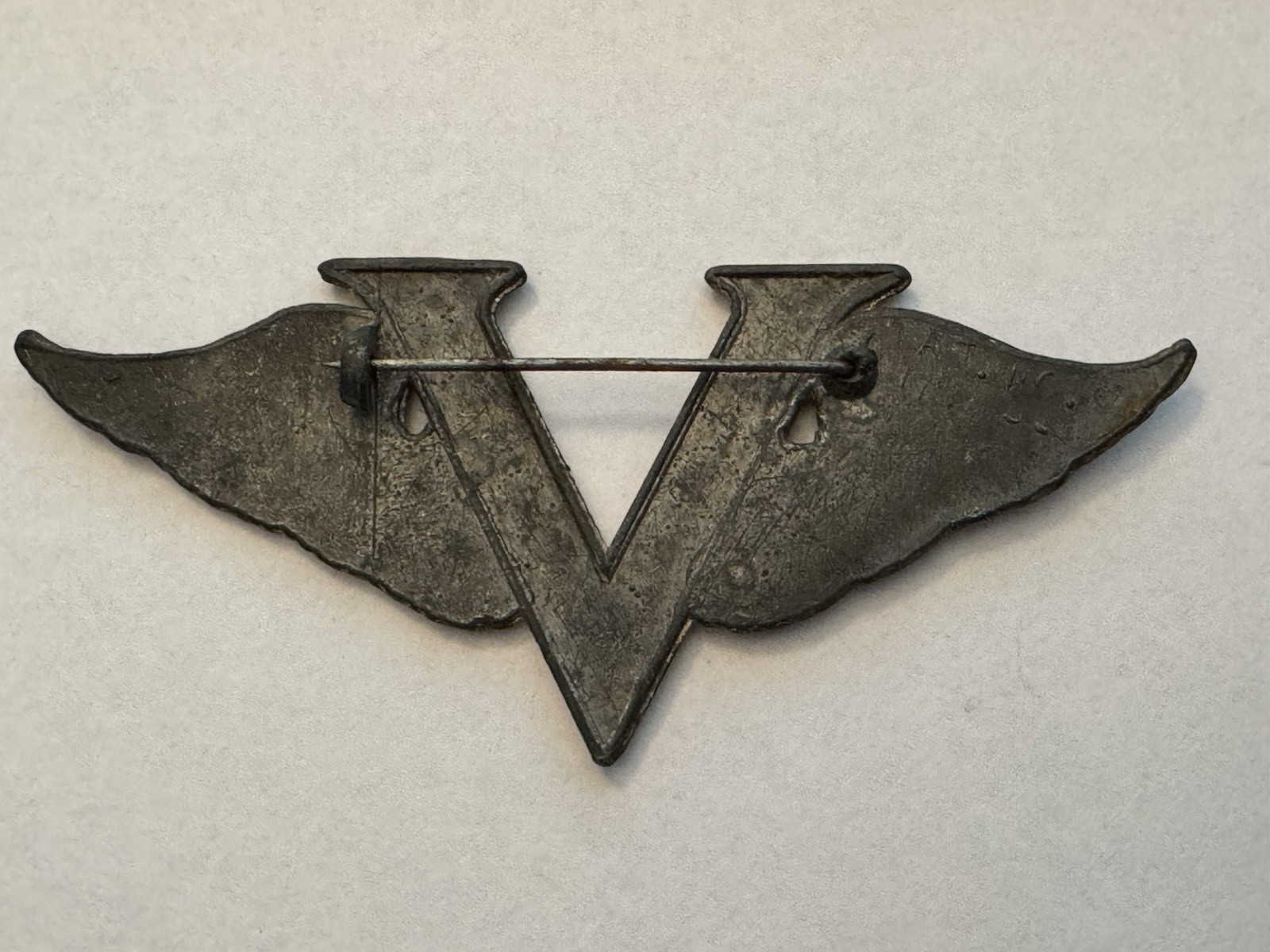 1940s WWII Winged V for Victory Pin Sweetheart Homefront World War Two, 3 Inches