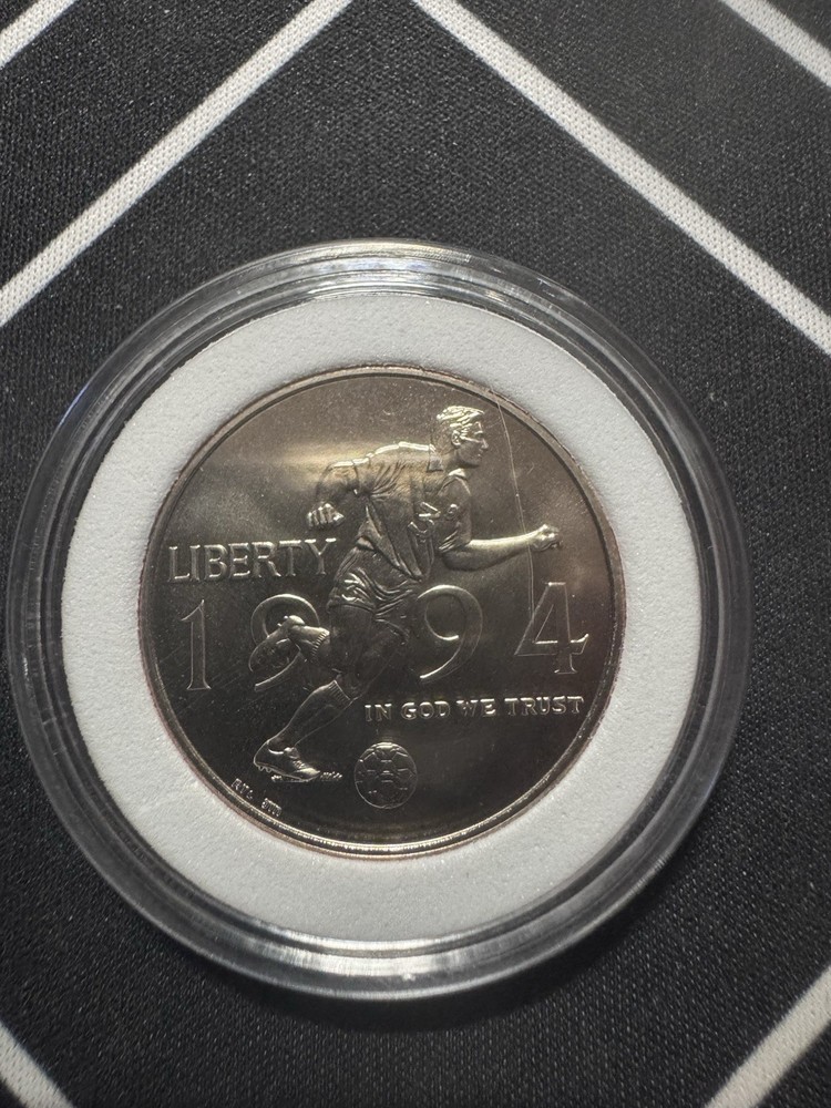 1994-D World Cup Soccer Commemorative Half Dollar – US Mint – Clad
