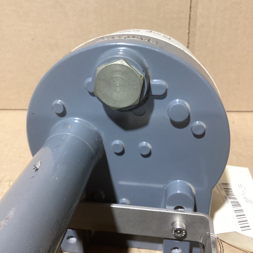 Abb FAM541A2F4F1 Variable Area Flow Meter 0-35gpm NOS