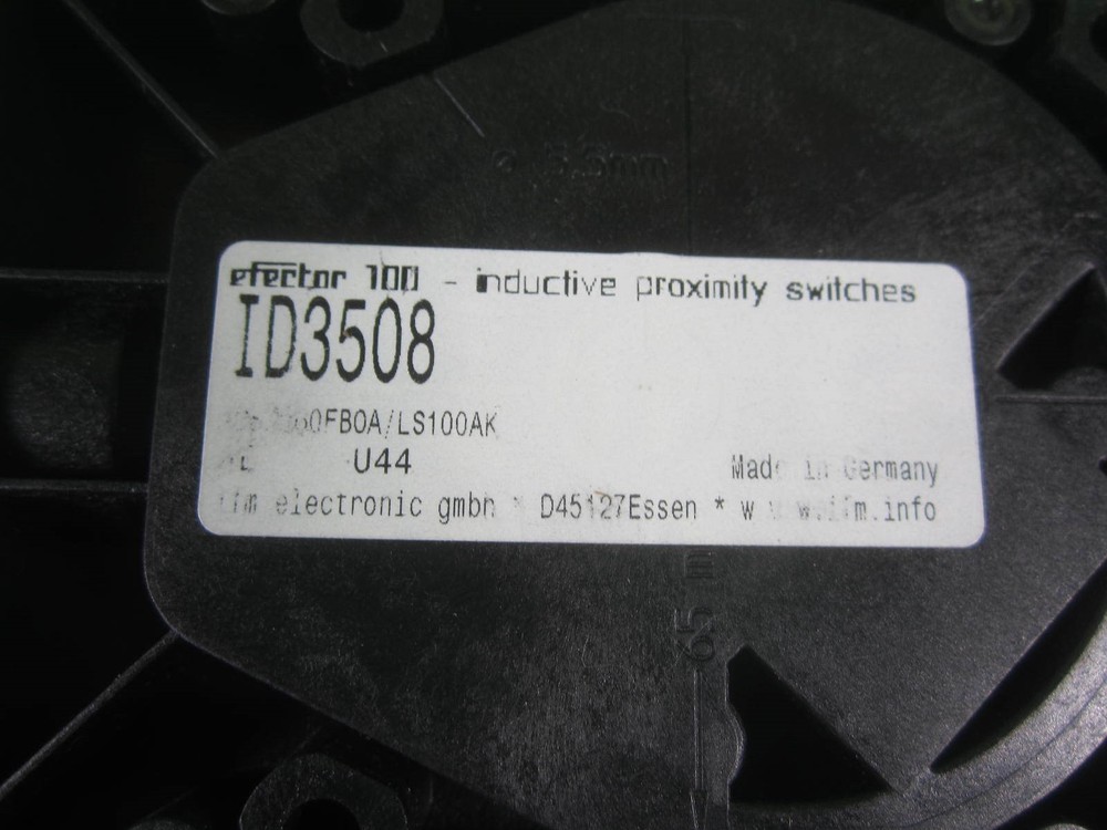 IFM Efector Proximity Switch -- ID3508 -- New