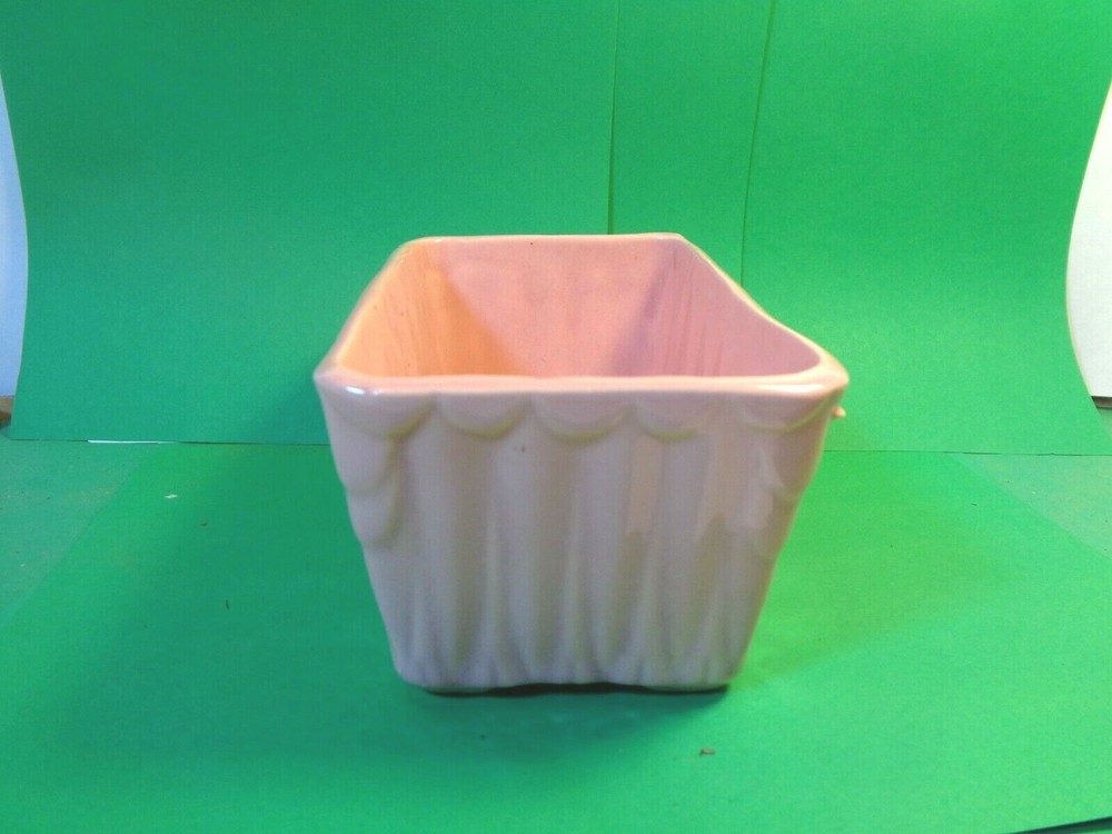 Robinson Ramsbottom Roseville Planter (Used/EUC)