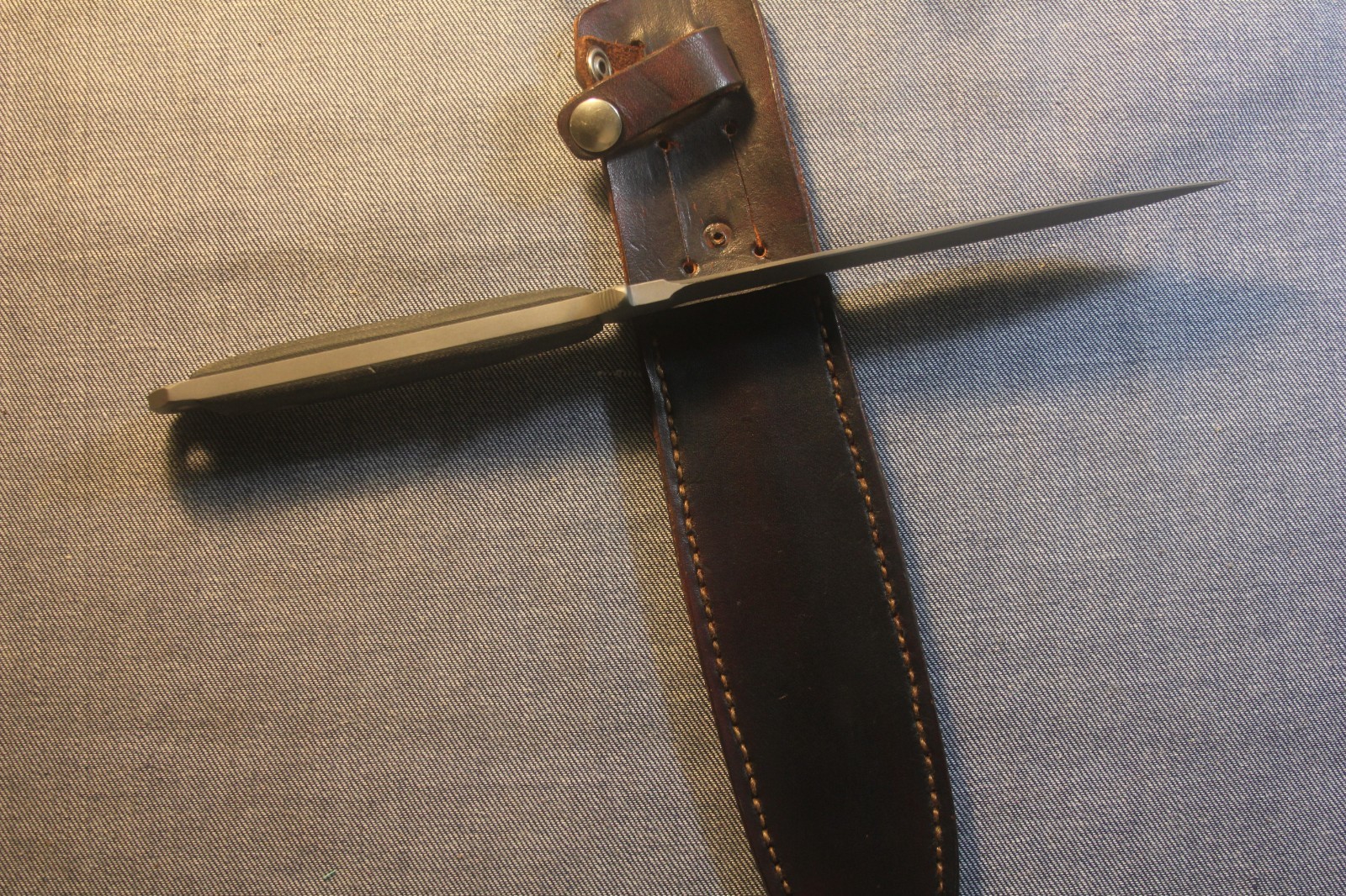 VINTAGE BARRY DAWSON HAND MADE DAGGER