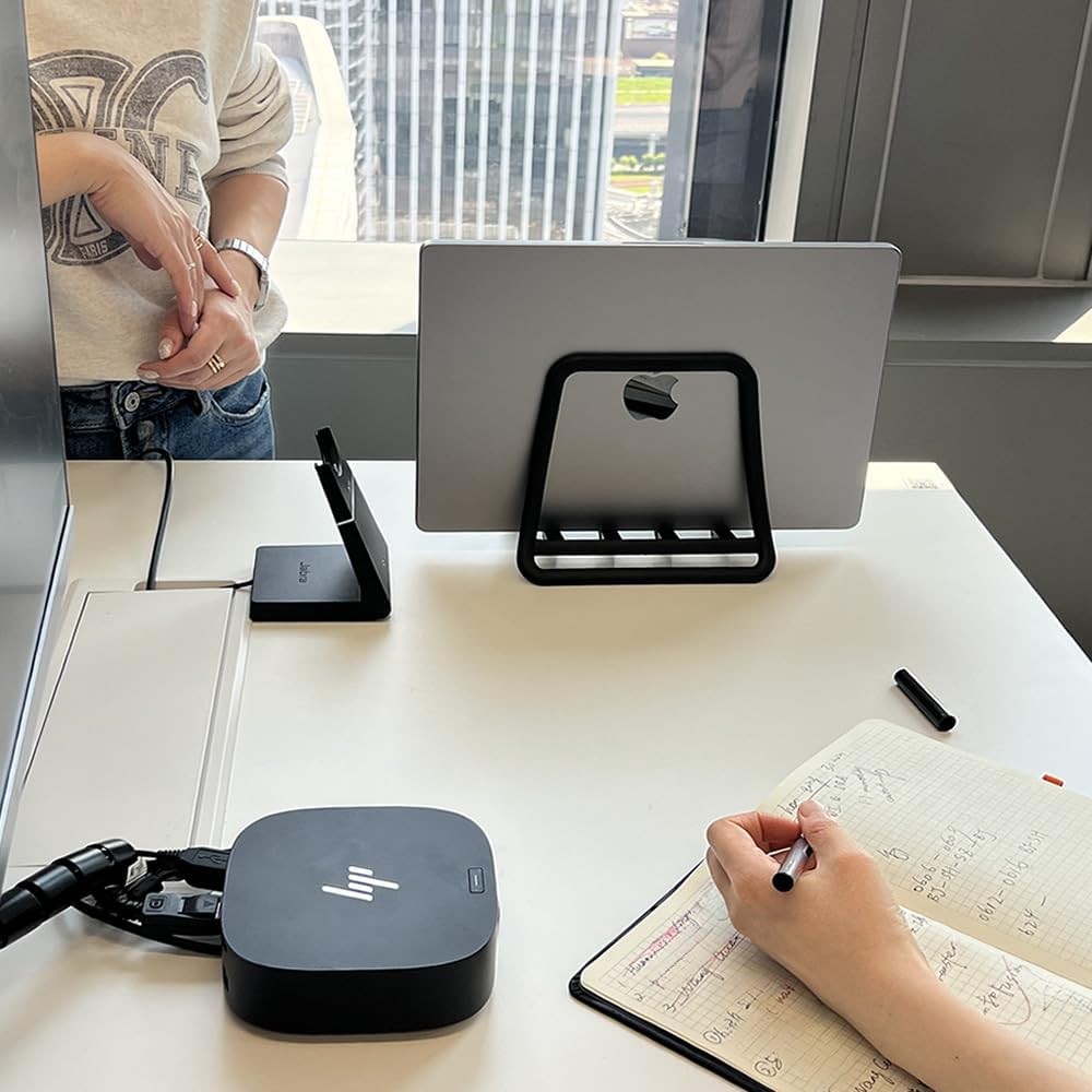 K11 Vertical Laptop Stand White