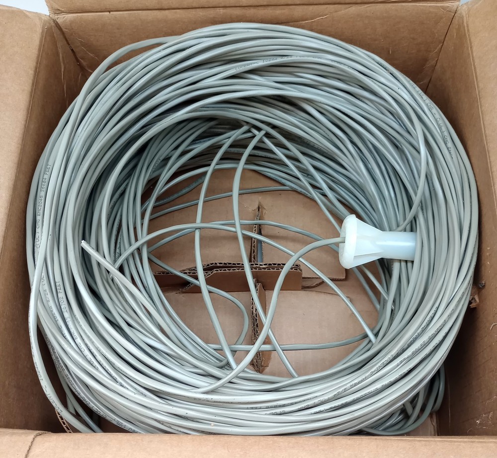 Lucent Technologies 1024 004AGY 4/24 W1000 Network Communication Cable App 800ft