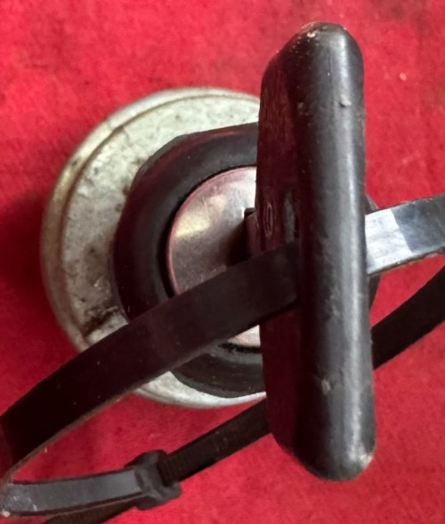 VOLVO IGNITION SWITCH WITH KEY, POLLAK 20703022 WITH KEY