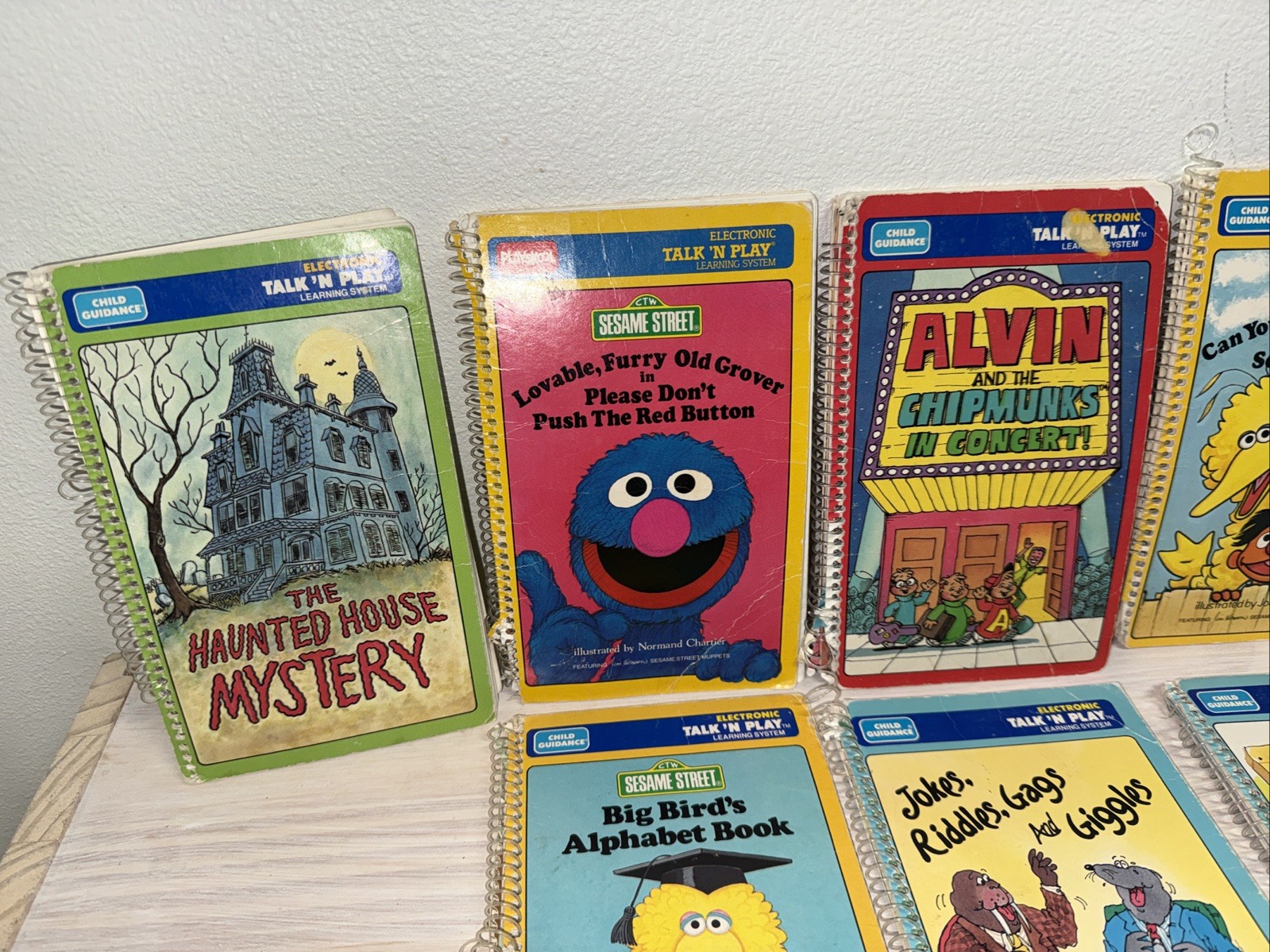 LQQK 1992 Vintage Playskool Talk 'n Play In Box COMPLETE w/ 8 Tapes 9 Books