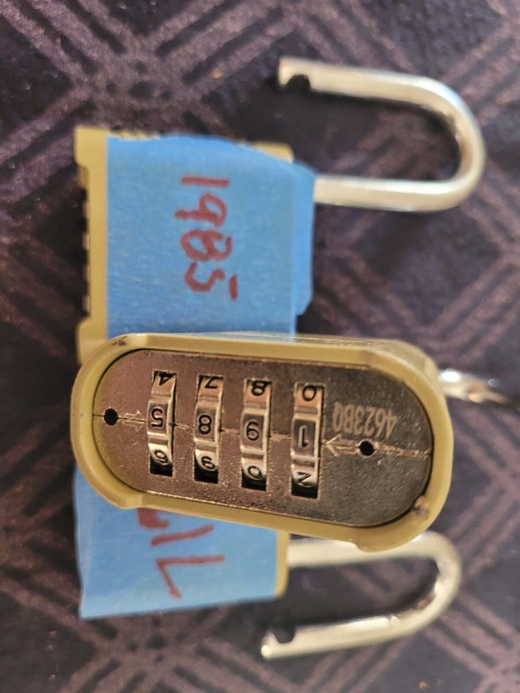 Master Lock Set Your Combination Lock, 2-1/4-Inch Shackle, 2-Inch closed
