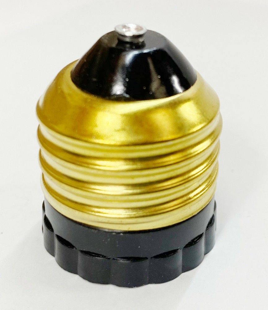 Medium Base E26 to Intermediate Base E17 Socket Reducer - E322