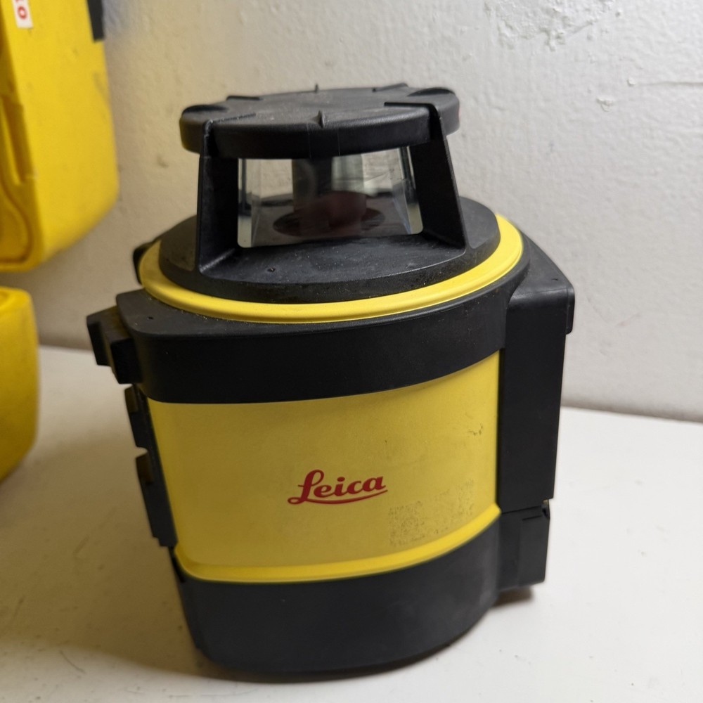 Leica Rugby 810 Laser level