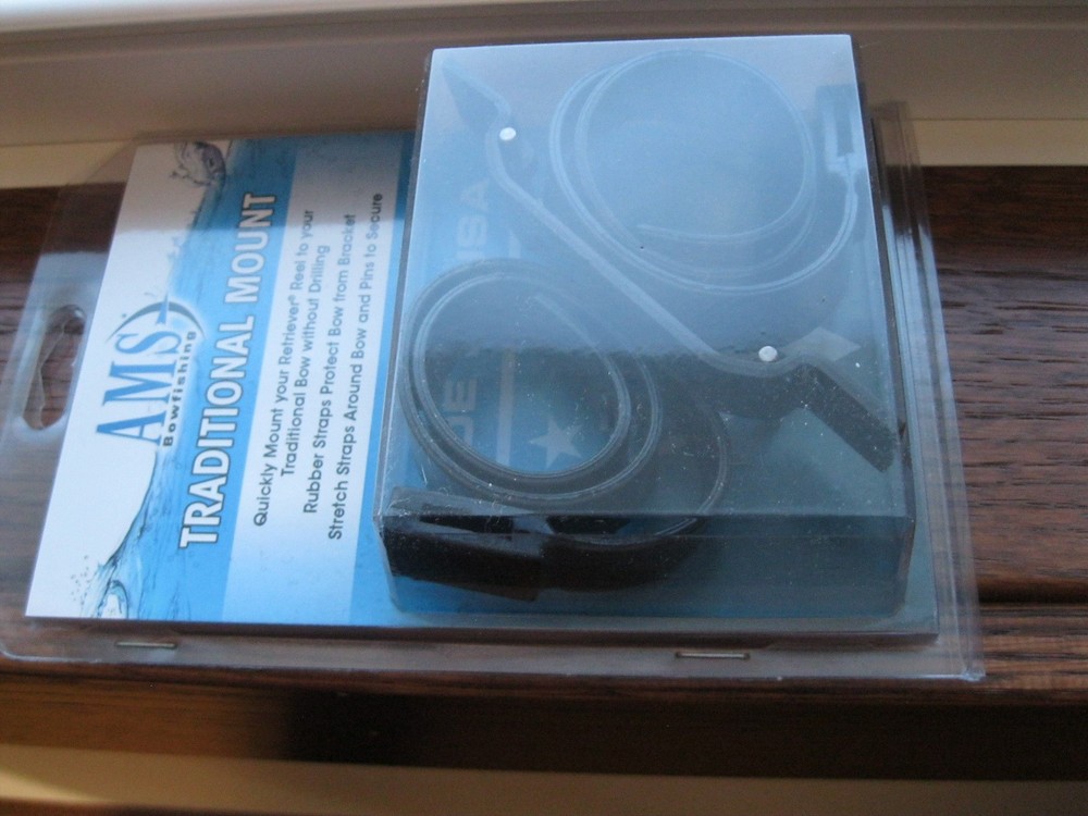 M107 Traditional Bow Mount