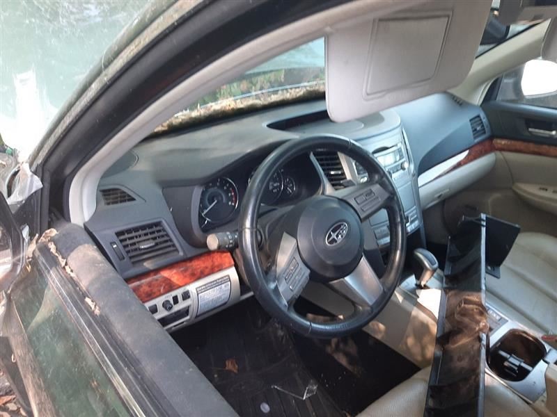 LEGACY 2010 High Mounted Stop Light 843704