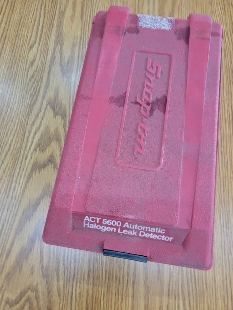 Snap-On Tools Act 5600 Automatic Halogen Leak Detector with Case UNTESTED As-Is