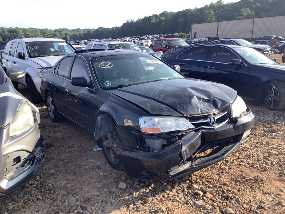 TL 2002 Glove Box 4673032