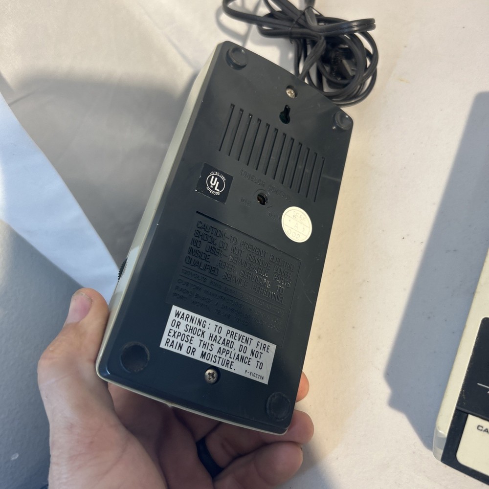 Realistic SELECTaCOM FM 2 Channel 4 Station Wireless Intercom System