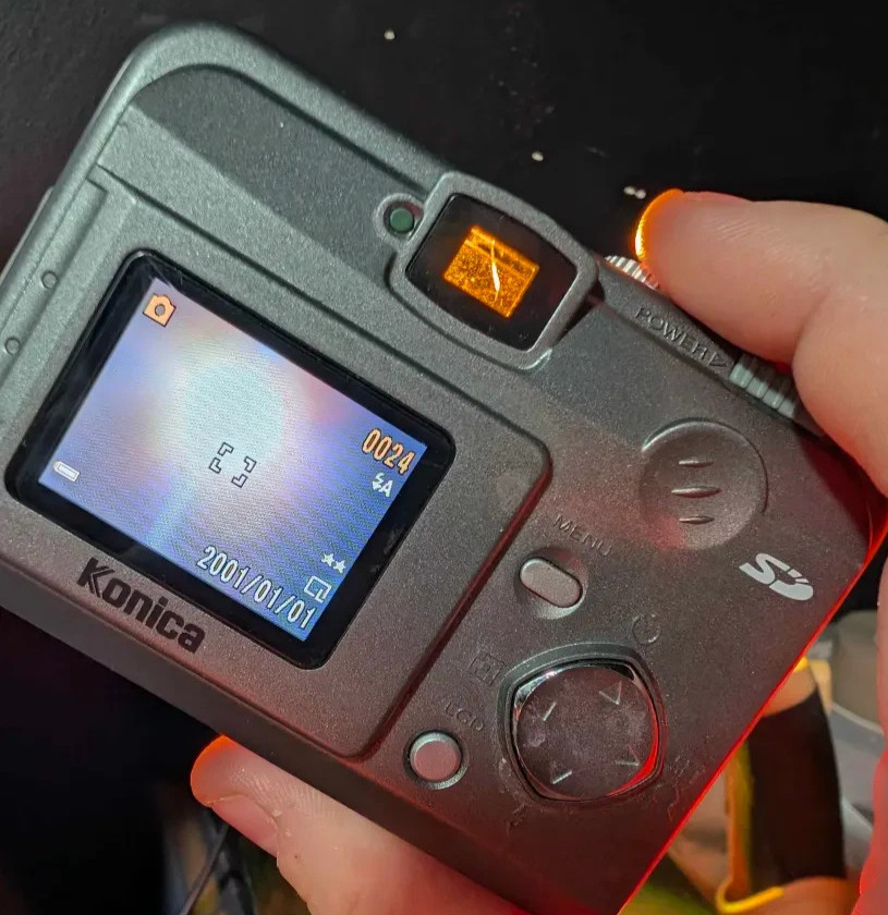 konica kd-30m Digital Camera Tested And Working