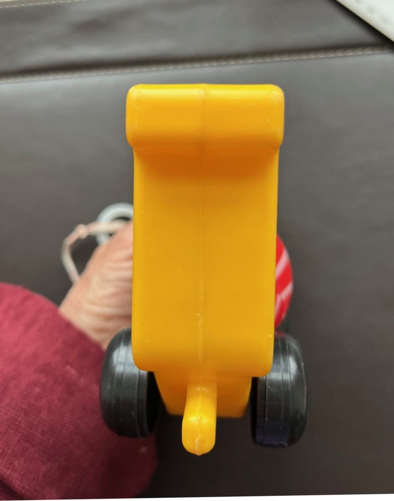VTG 90s Pull String Train Toy Yellow Locomotive Engine 6 inch