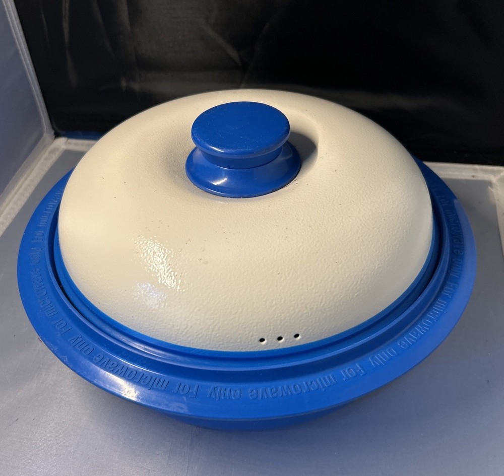 Range Mate Professional Microwave Cookware Grill Steam Pan Blue Complete
